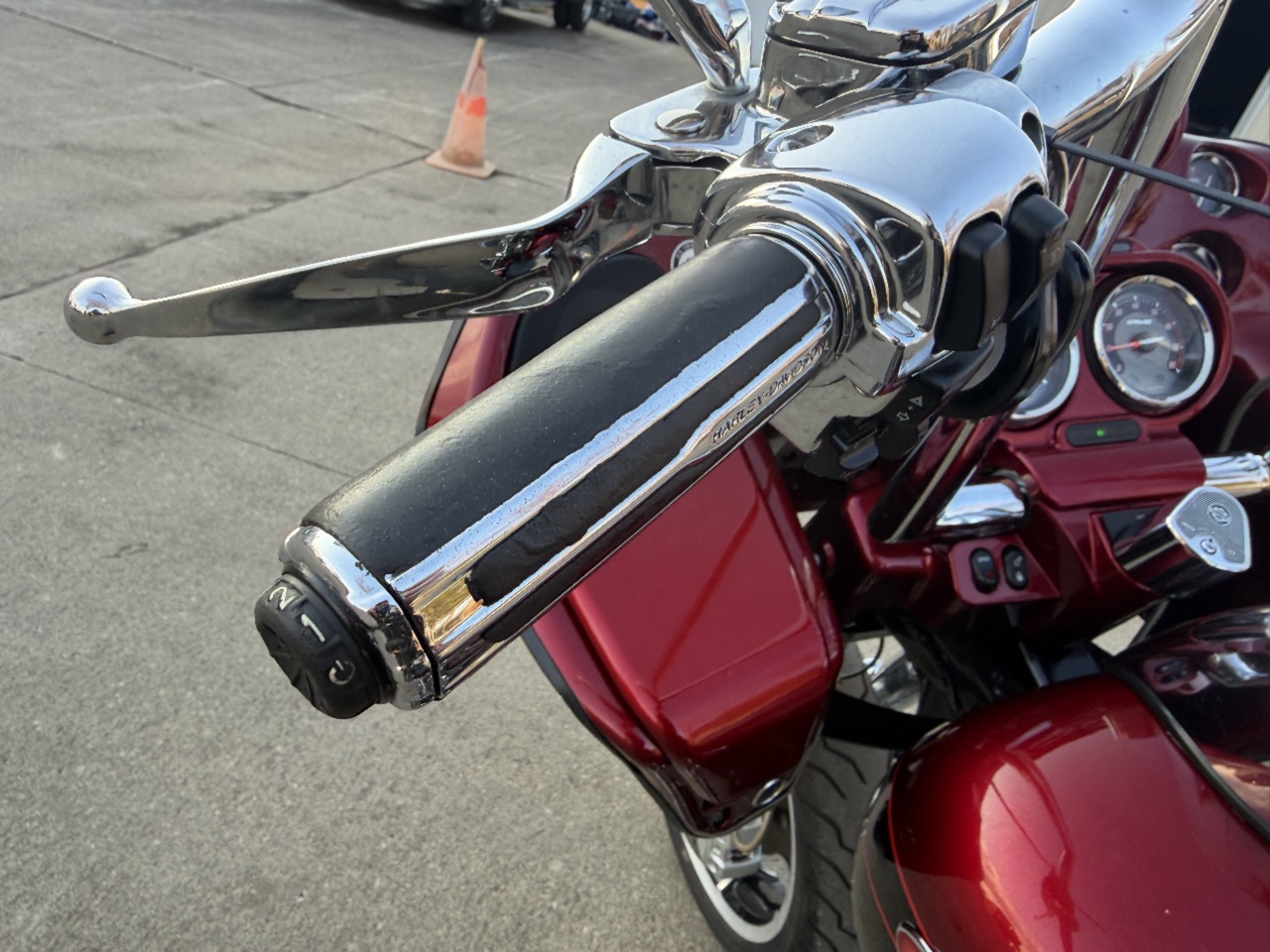 2011 Harley-Davidson FLHTRUSE CVO Road Glide Ultra